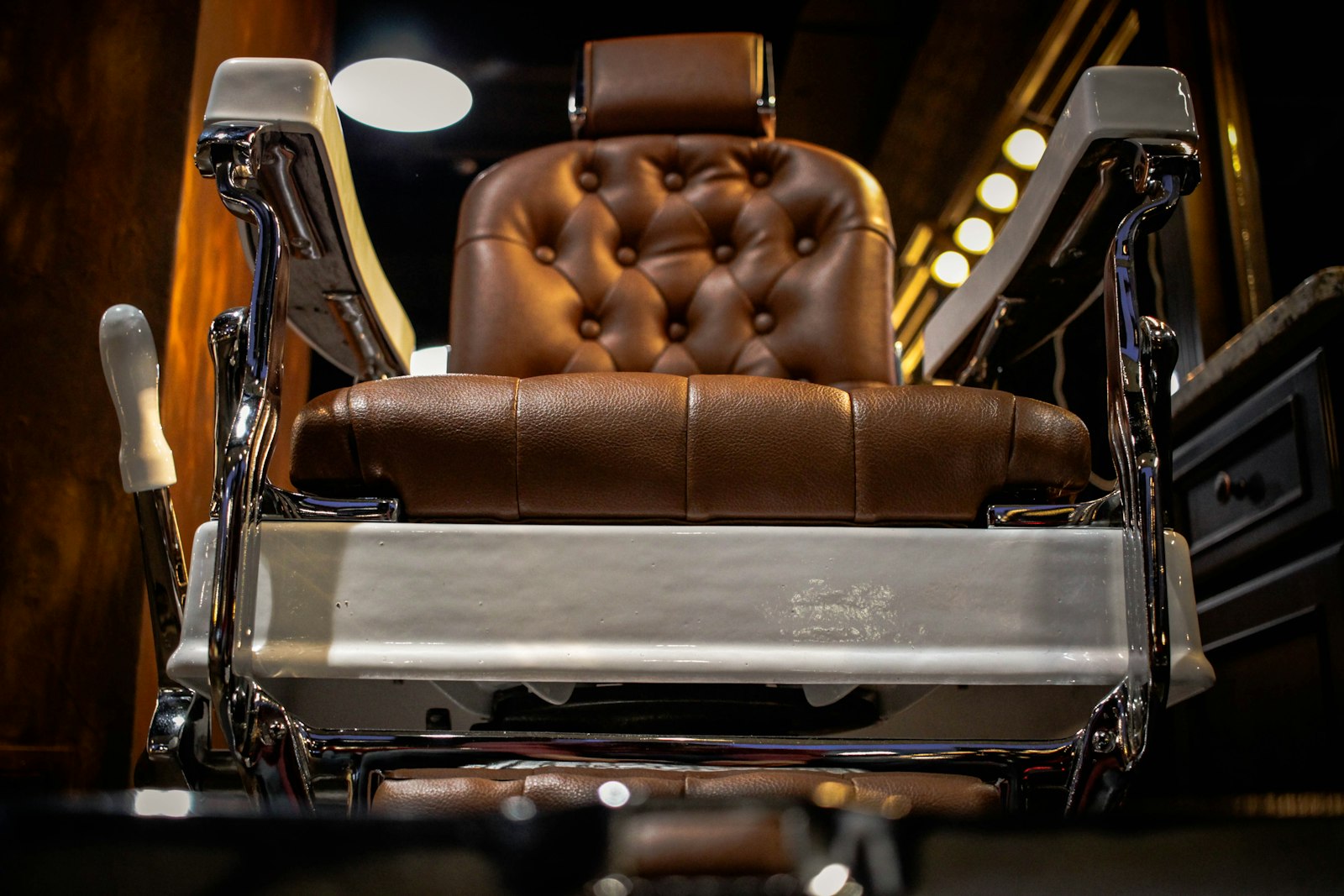Waiting bench and grooming products